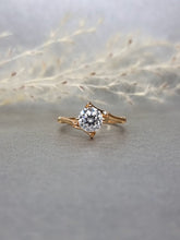 Load image into Gallery viewer, 1.00ct Round Brilliant Cut Moissanite Diamond Interception Bamboo Ring
