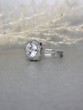 Load image into Gallery viewer, 2.00ct Round Brilliant Cut Moissanite Diamond Classic Ring

